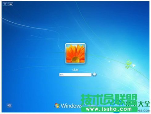 win7和win8系統(tǒng)操作界面哪個更好？  三聯(lián)